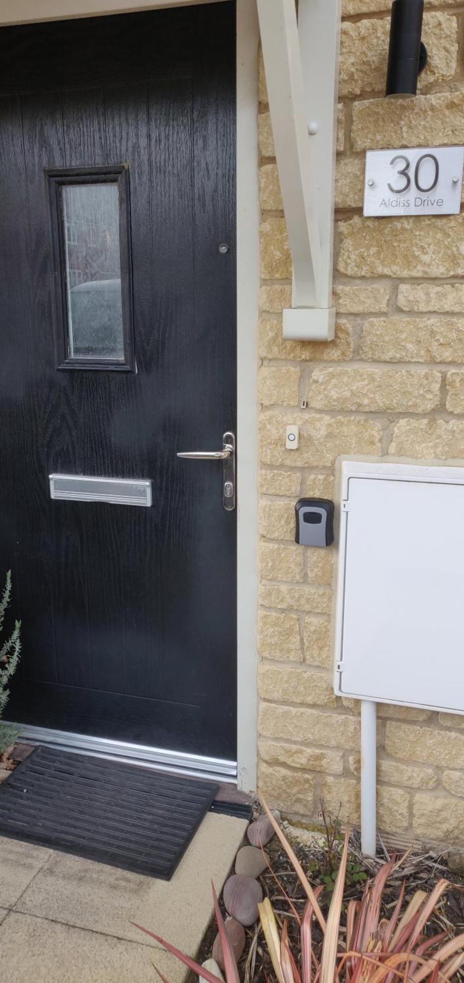 30 Aldiss Drive 호텔 킹스턴베규즈 외부 사진